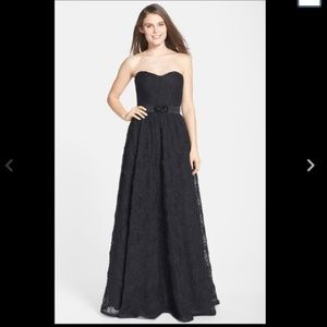 NEW Adrianna Papell Pleat Rosette Ballgown 6 Black